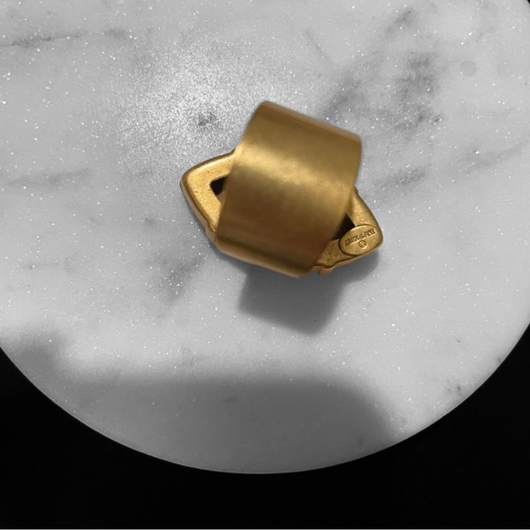 Alex and Ani Emerald Cocktail Ring - Picture 4 of 6